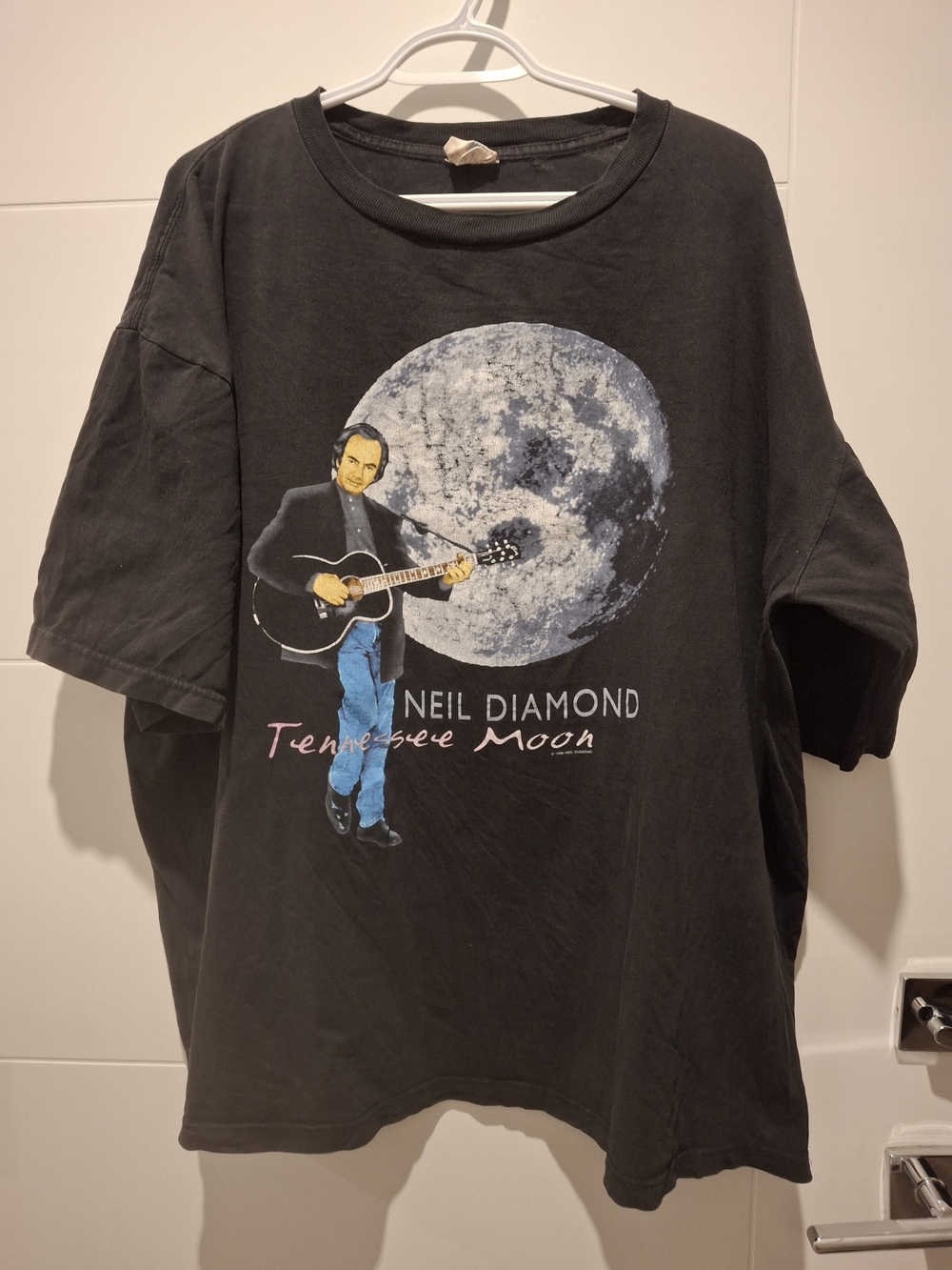 Black Neil Diamond Tennessee Moon Graphic Tee 1996